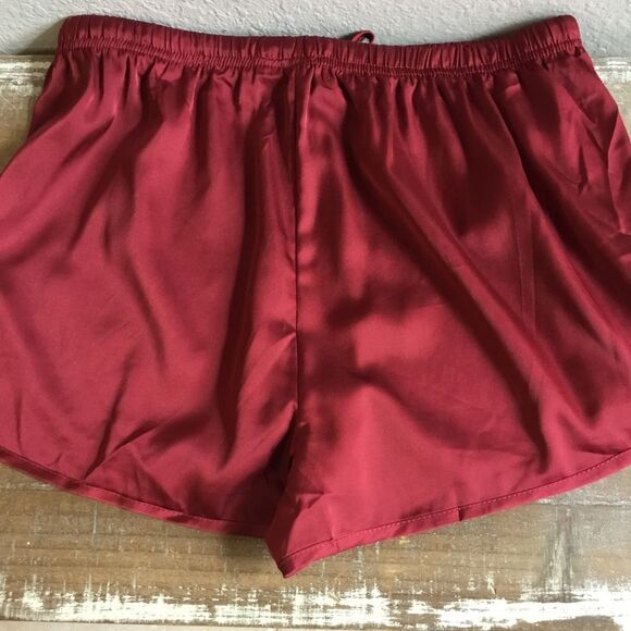 Satin feel pj shorts soft silky dark red elastic waist - Picture 5 of 9